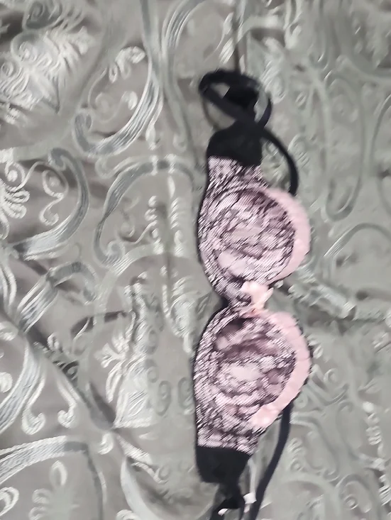 Y2k Jezebel Black Lace Pink Ruched Satin Bra Size 34C - Picture 2 of 4